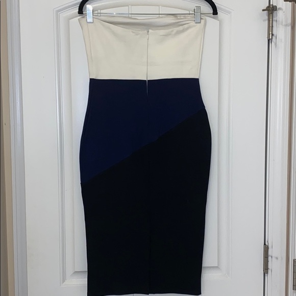 Hannah block strapless dress - Picture 2 of 6